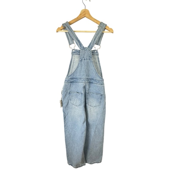 NWT Forever 21 Medium Light Wash Straight Leg Denim Jean Overalls Size Small - Picture 2 of 10